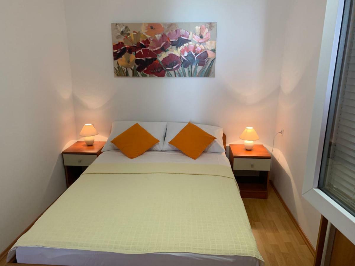 Apartmani Poljanec วีร์ ภายนอก รูปภาพ